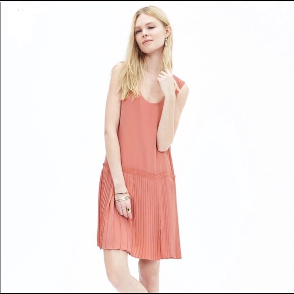 BANANA REPUBLIC Pink Pleated Drop Waist Dress